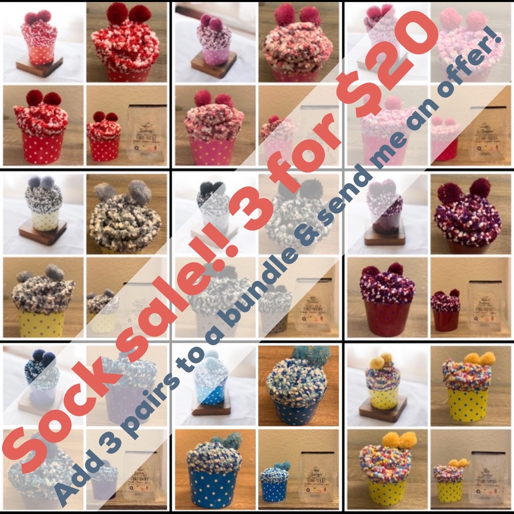 3 for $20 NWT Cozy Red Cupcake Socks - Picture 2 of 7